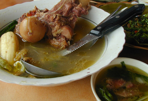 フィリピンで食べた牛肉スープ