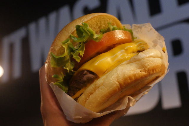 グアムで行きたい人気ハンバーガーショップ6店！実際に食べた感想をレポートします☆