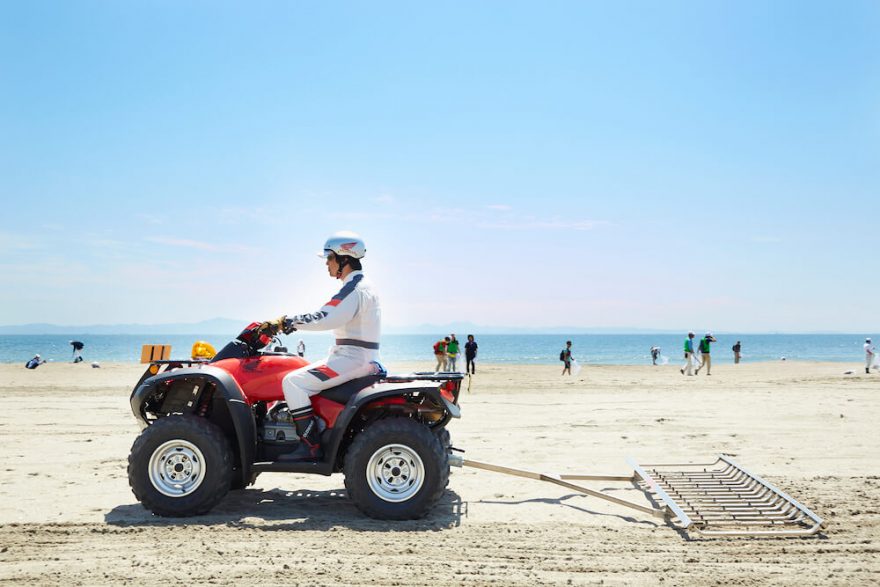 「Honda」がビーチクリーン活動を通して目指す未来。“素足で歩ける砂浜を次世代へ”