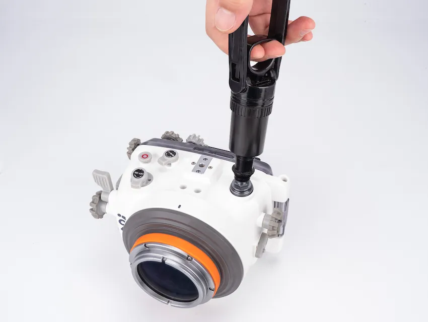 バキュームバルブは標準装備。新型ポンプも同梱される