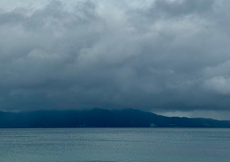 雨の沖縄