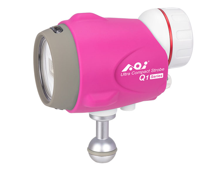 SONY,OM SYSTEM両方に使えるAOI UCS-Q1i