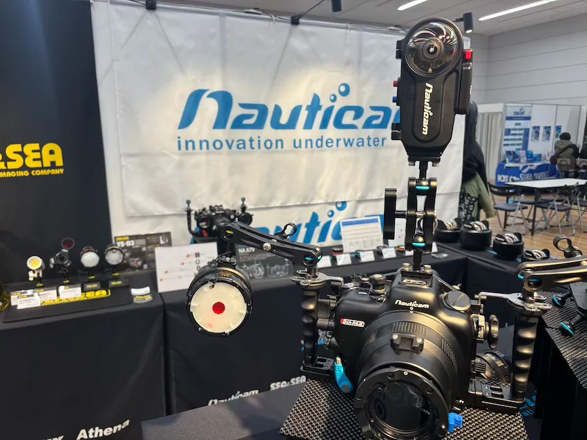 Insta360 X5の360度撮影性能を水中で最大限に引き出す、Nauticam製アルミ削り出しハウジング。構図に悩まず撮影できる自由度の高さと、信頼性の高い作りが強みだ