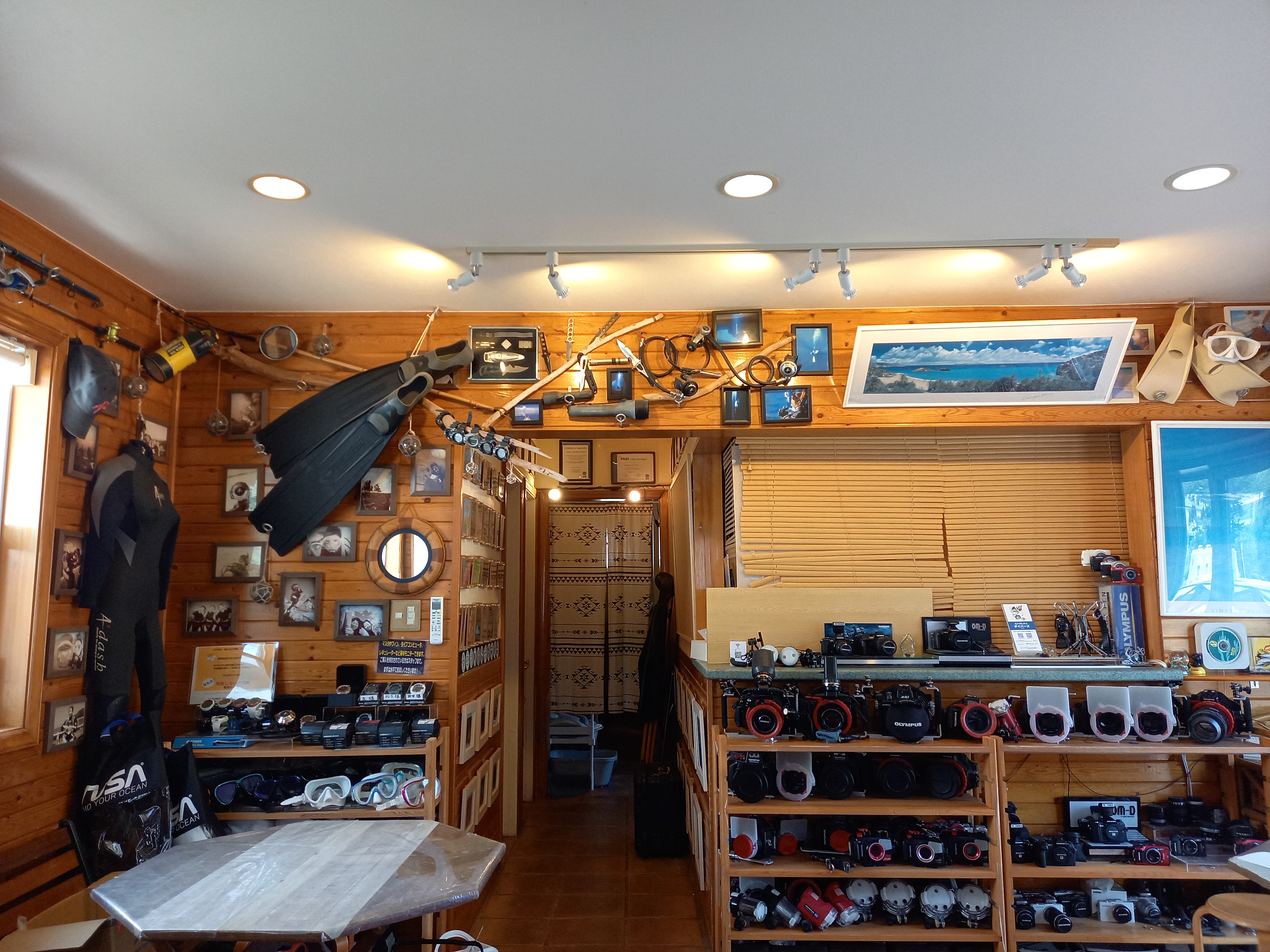 スクーバサポートサービスTRYS 店内