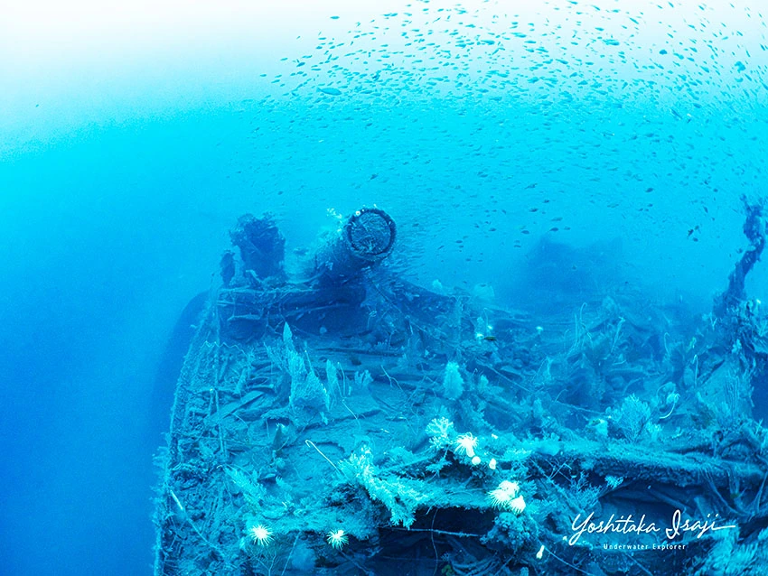 軍艦「長良」の甲板の上